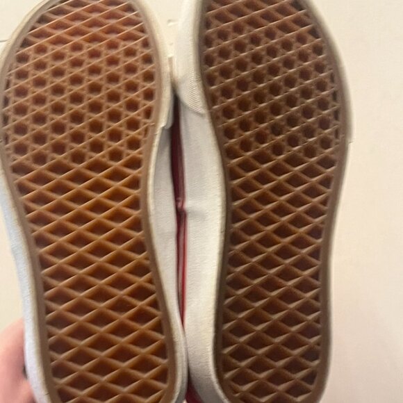 Vans Red Sneakers Barely Worn Men Size 5 Women Size 6.5 - Picture 5 of 7